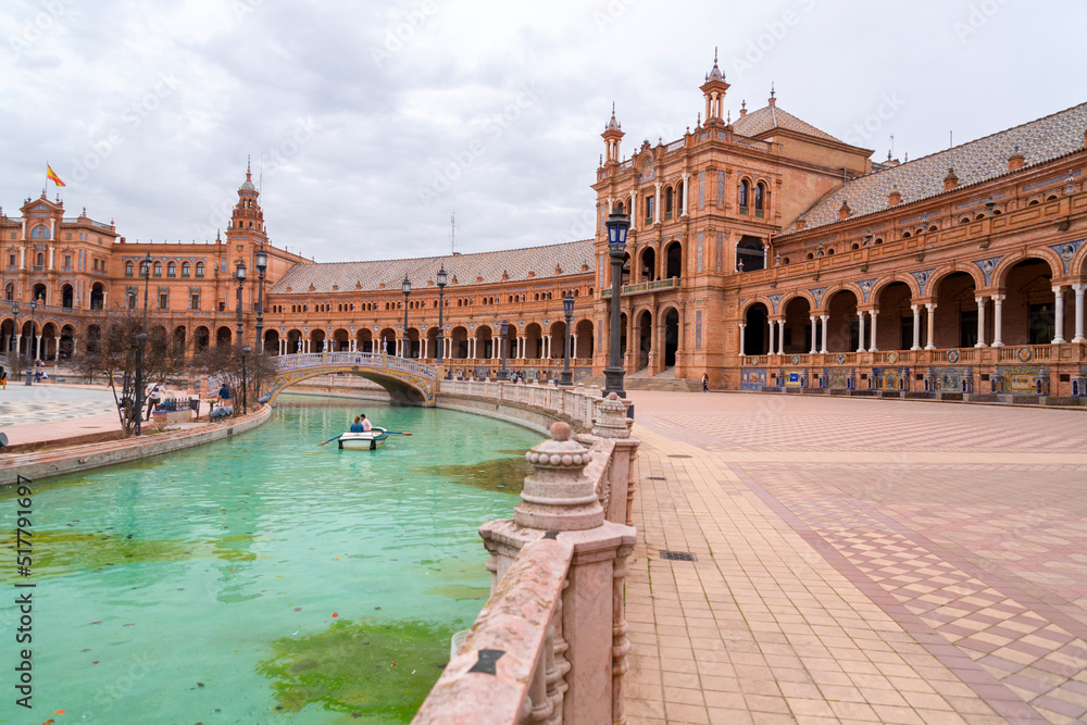 Plaza de Espana is a square in the Parque de Maria Luisa in Seville, Spain Plaza de Espana is a square in the Parque de Maria Luisa in Seville, Spain