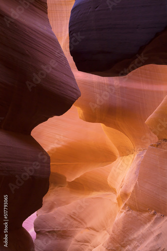 Obraz na płótnie Garnet, Orange and Pink Tones in Lower Antelope Canyon w salonie