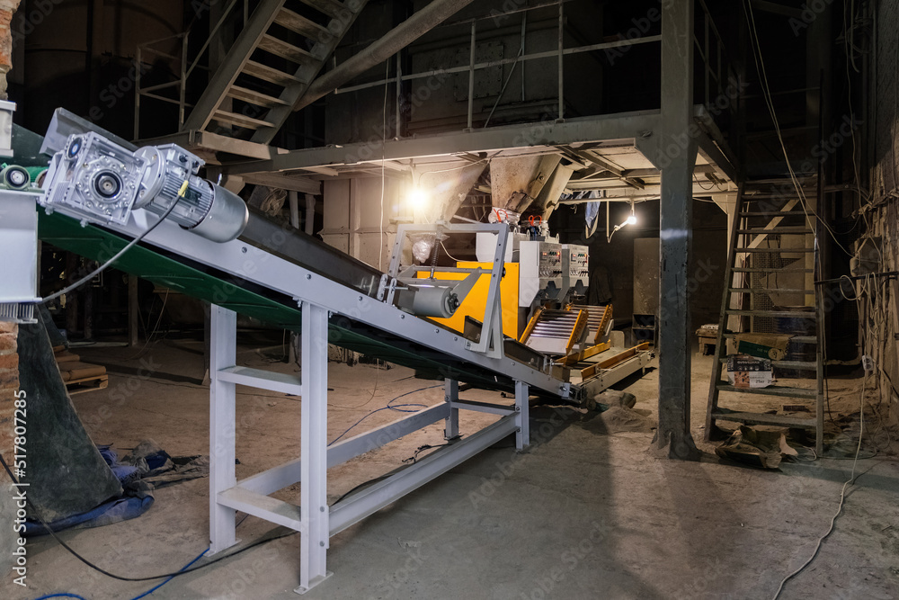Cement packaging, bagging and stacking machine Cement packaging, bagging and stacking machine