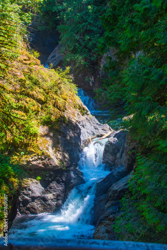 Twin Falls, Washington © Cliff
