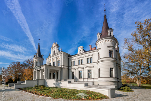 Tarce, village in Greater Poland Voivodeship. Renaissance palace and park complex.