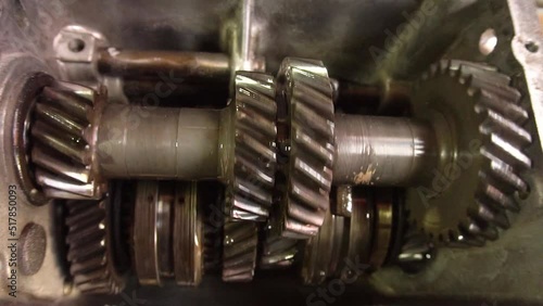 Transmission gearbox gear box automotive auto car working animation loop TOP QUALITY HIGH defocused bokeh bright