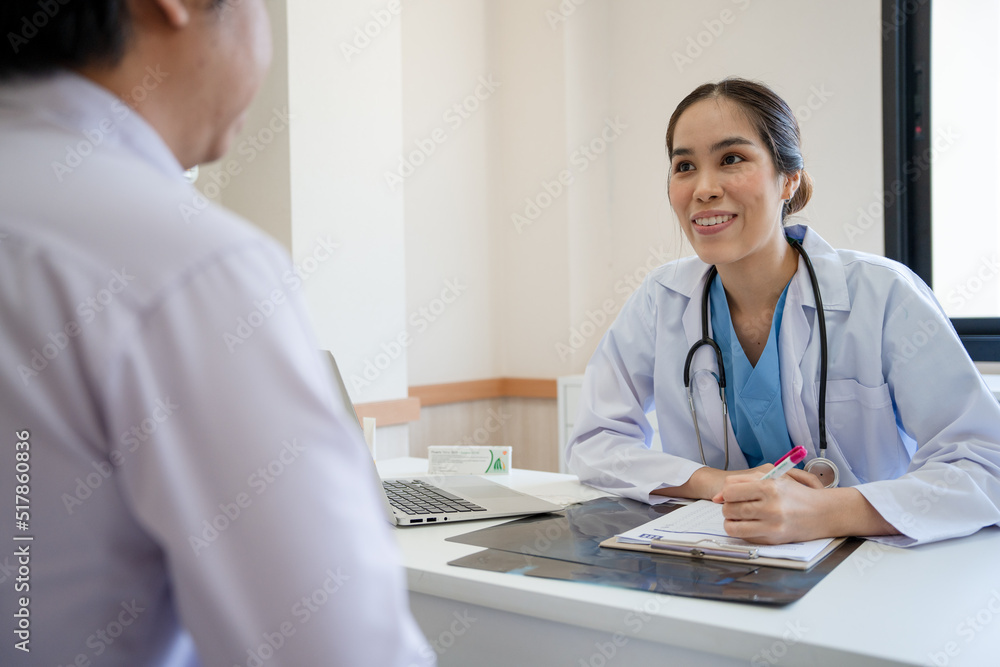 Professional doctor explain the results of a physical examination to patient and advice on medication. Female doctor talks and records the patient's symptoms. Hospital , medical, health care Professional doctor explain the results of a physical examination to patient and advice on medication. Female doctor talks and records the patient's symptoms. Hospital , medical, health care