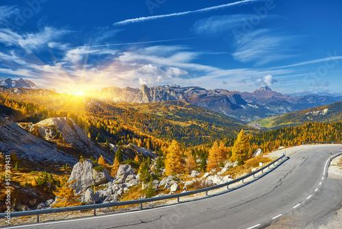 Φωτογραφία Dolomites Mountains, Passo Valparola, Cortina d'Ampezzo, Italy - panoramic view