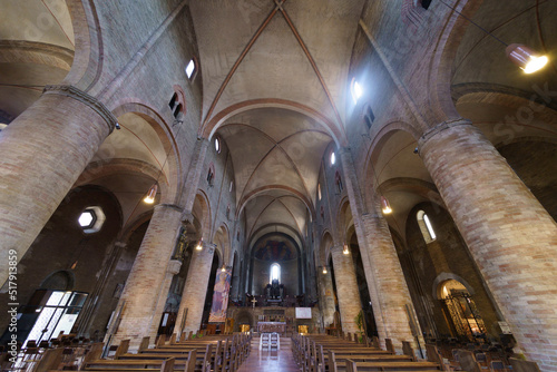 Cathedral of Lodi, Italy: interior