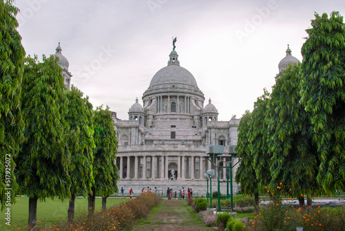 outside view of Victoria Memorial at Kolkata.