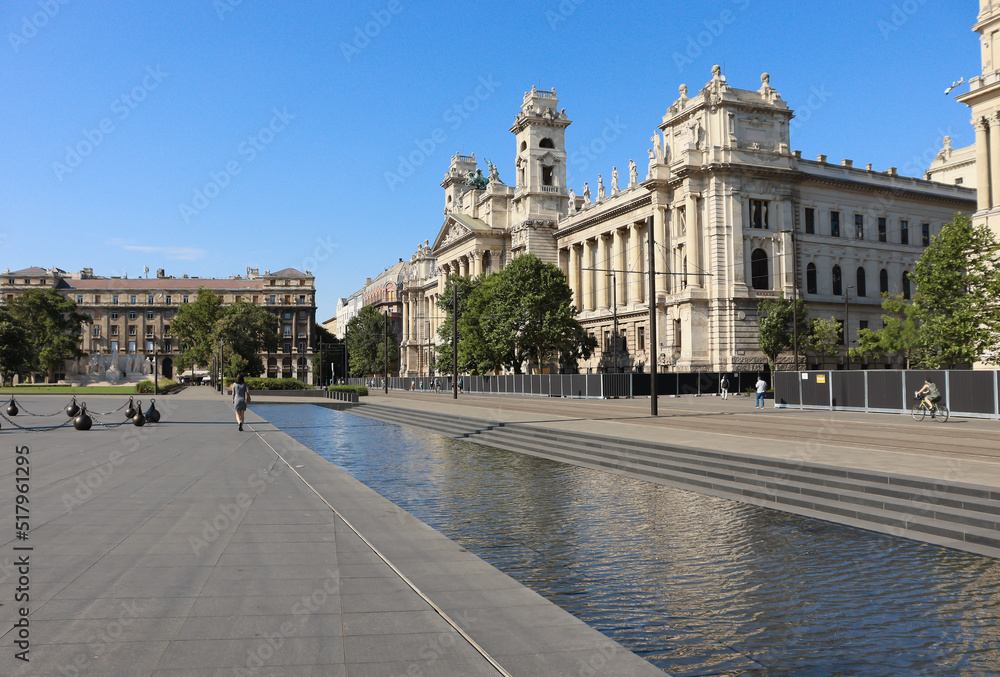 Fototapeta premium The central square of Budapest on a bright sunny day.