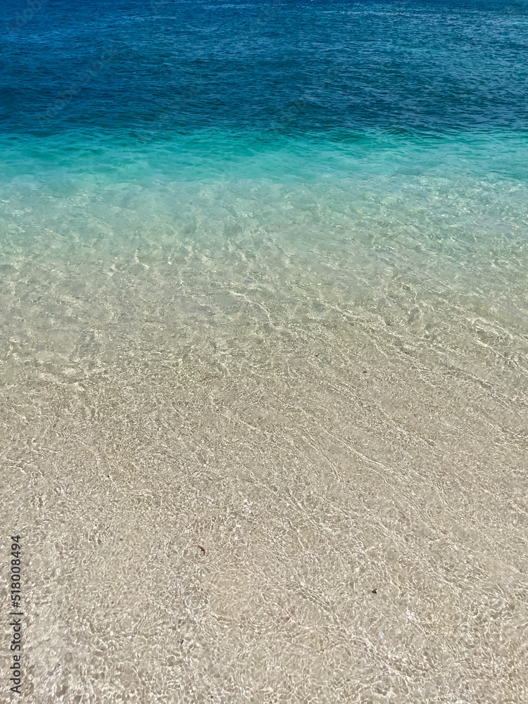 gradient colors of sand and seashore
