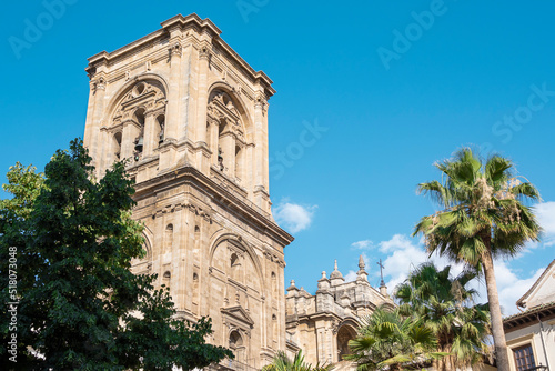 Campanario de la basílica catedral de Granada de estilo renacimiento y barroco siglo XVI, España