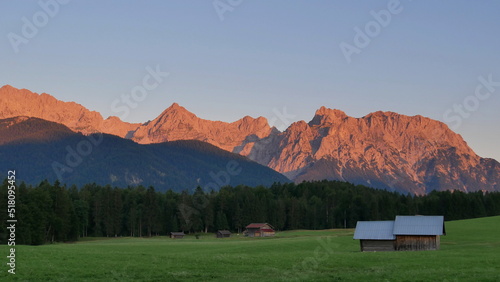 Foto Auf dem Panoramaweg und Buckelwiesen in Krün