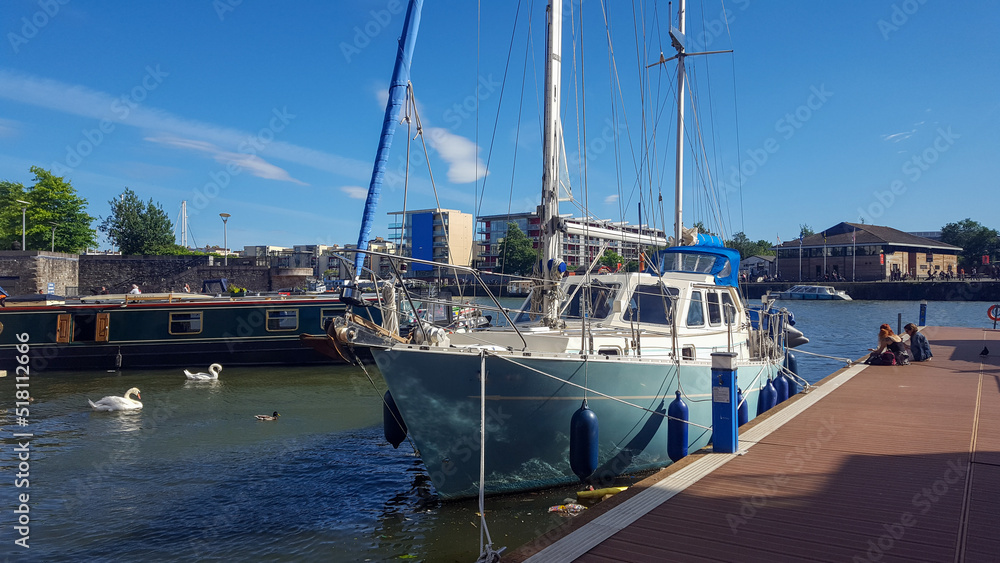 Fototapeta premium A boat parked in Bristol harbour side