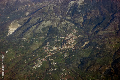 Print op canvas Vista aerea cava Contrada Perunio Cori
