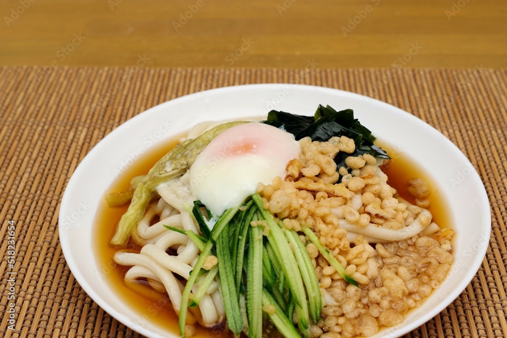 冷やしタヌキうどん 冷やしタヌキうどん