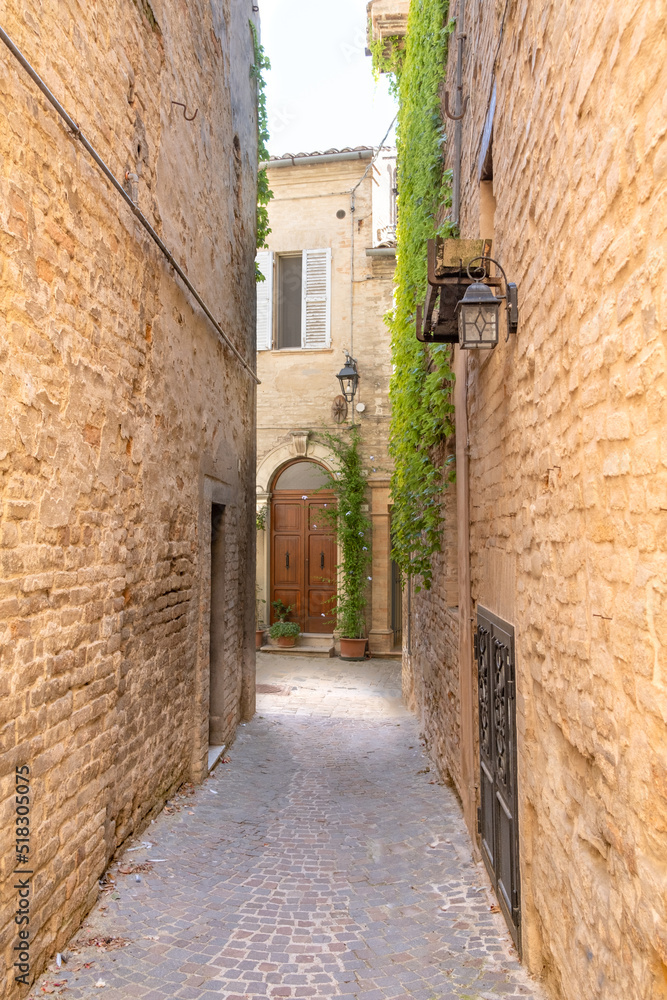 Narrow alley in Italy