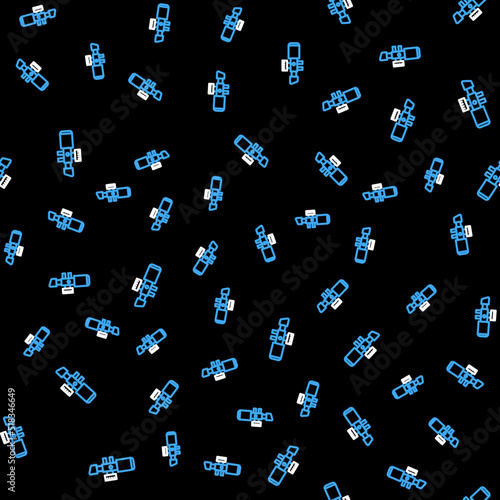 Line Sniper optical sight icon isolated seamless pattern on black background. Sniper scope crosshairs. Vector