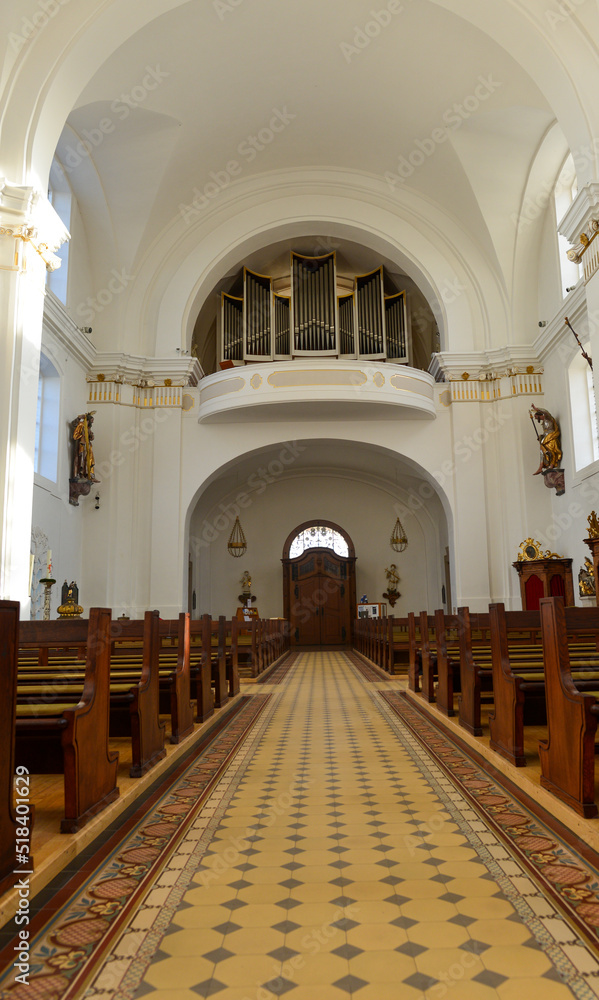 Innenansicht der Stadtkirche St. Johann in Donaueschingen im Schwarzwald-Baar-Kreis, Baden-Württemberg