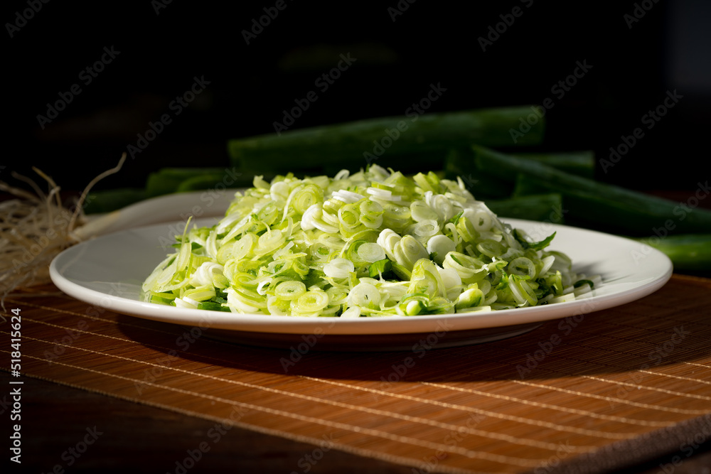 Fresh chopped green onion, a common condiment in Chinese food Fresh chopped green onion, a common condiment in Chinese food