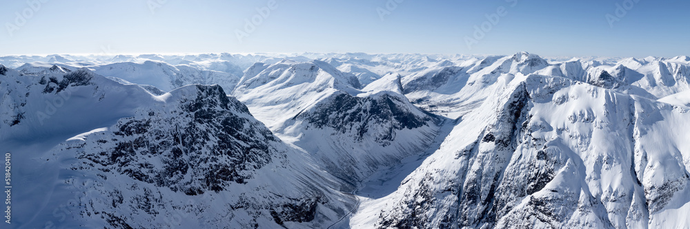 Ãye valley Smorskretindane Sunnmørsalpene mountains Norway win Ãye valley Smorskretindane Sunnmørsalpene mountains Norway win