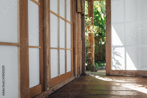 shoji door