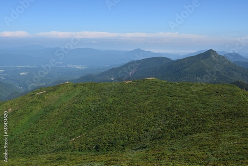 Climbing mountain ridge, Nasu, Tochigi, Japan © Tonic Ray Sonic