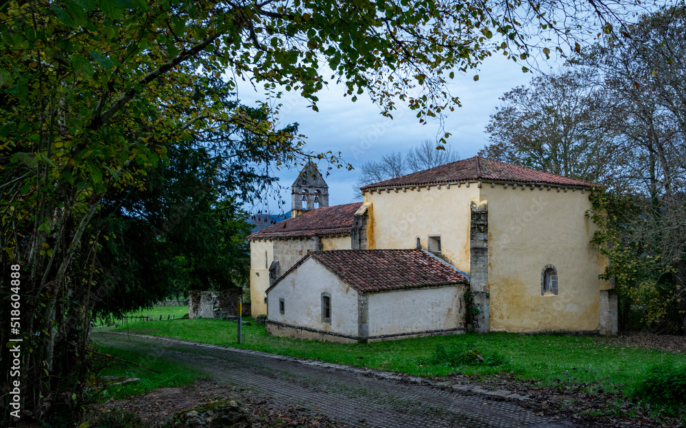 Iglesia de Santa Eulalia de Abamia