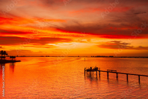 Fototapeta Naklejka Na Ścianę i Meble -  At the dock sunset seascape