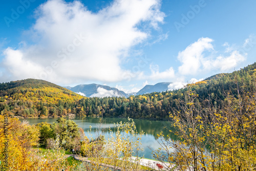 Montiggler See im Herbst