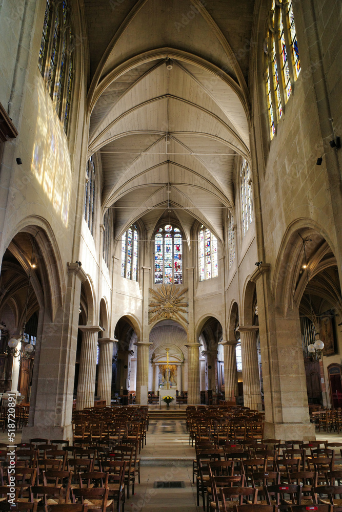 パリの教会