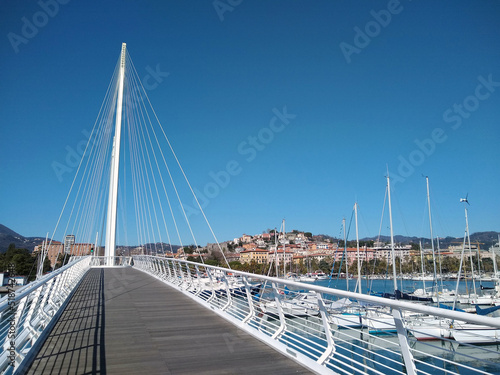 bridge over the port © kenta