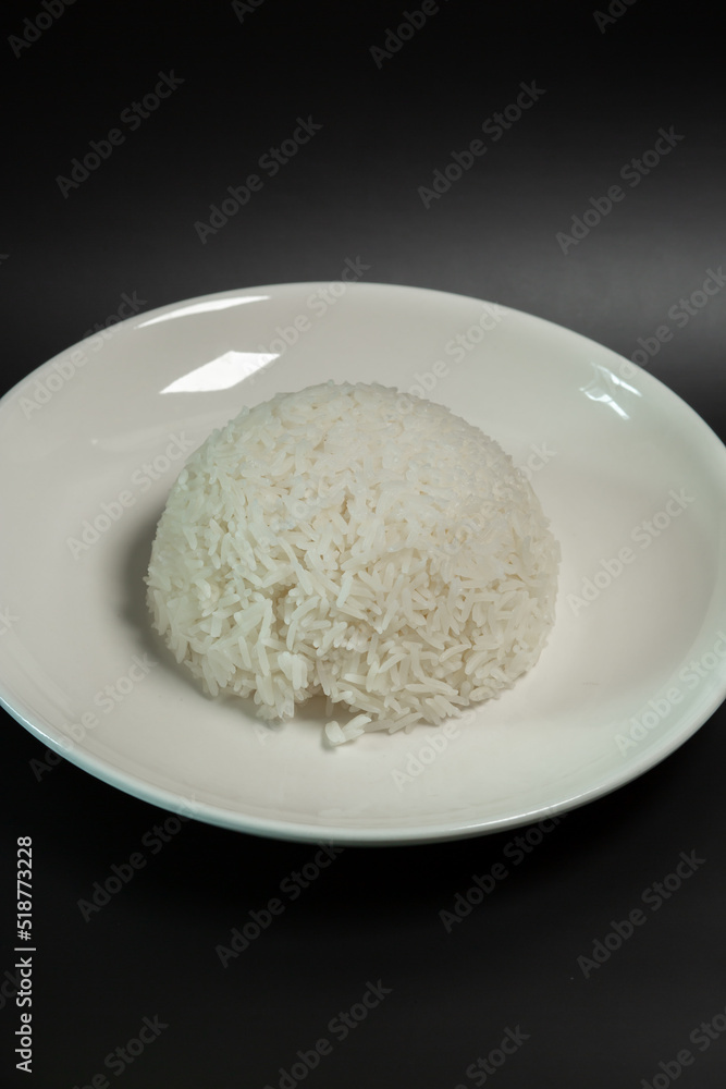 Fragrant jasmine rice cooked