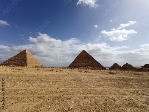 pyramids of giza