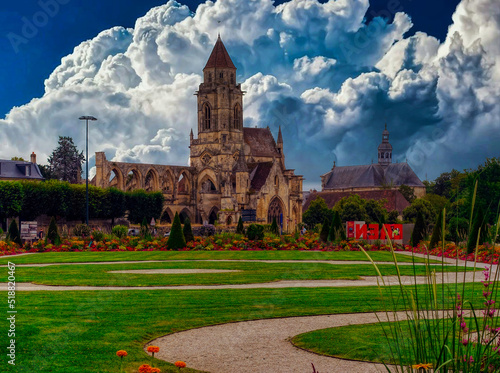 Caen - Església abandonada de Saint Etienne le Vieux (bombardejada a la segona Guerra Mundial)- Normandia - França