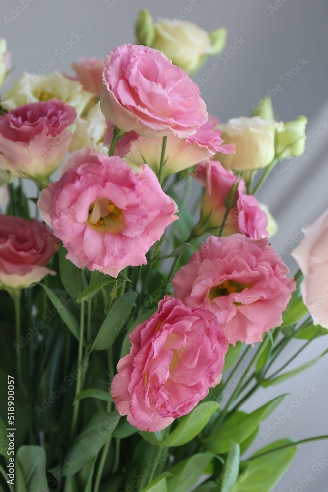 bouquet of pink flowers in vase bouquet of pink flowers in vase