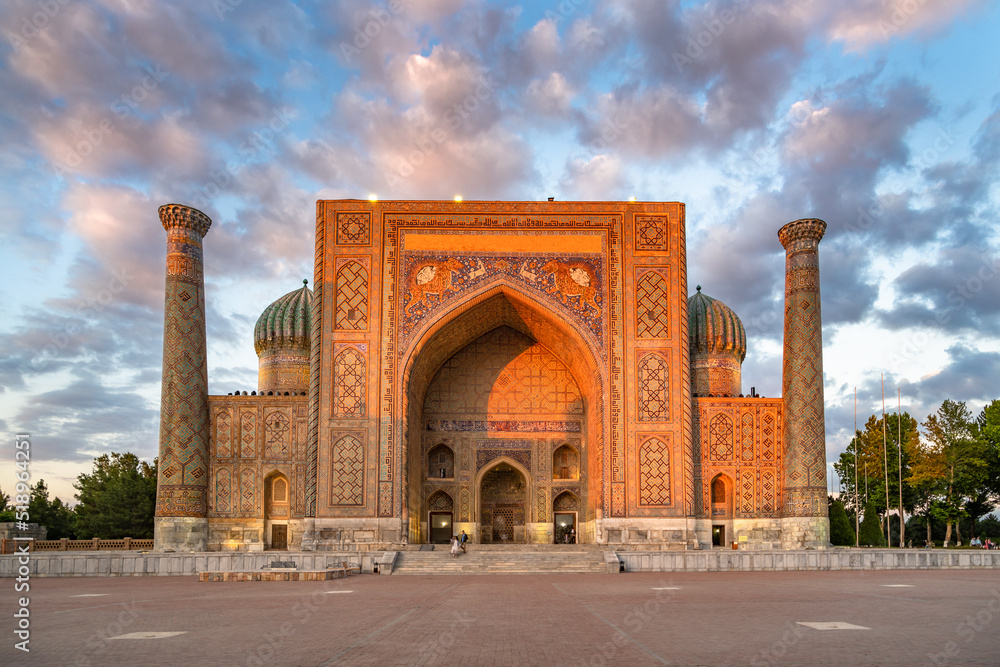Sher-Dor  Madrasah, Registan, Samarkand, Uzbekistan