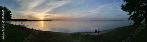 Panoramafoto von Sonnenuntergang an der Ostsee bei Wismar und Zierow in MecklenburgVorpommern in Deutschland photo