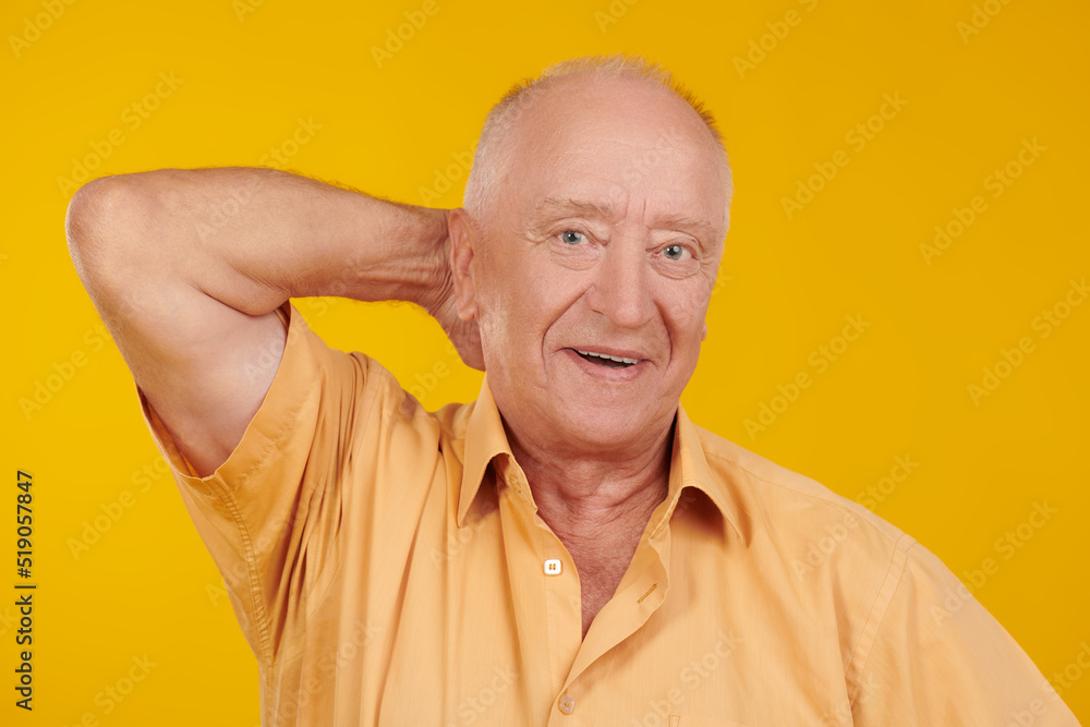 Obraz premium happy retired man