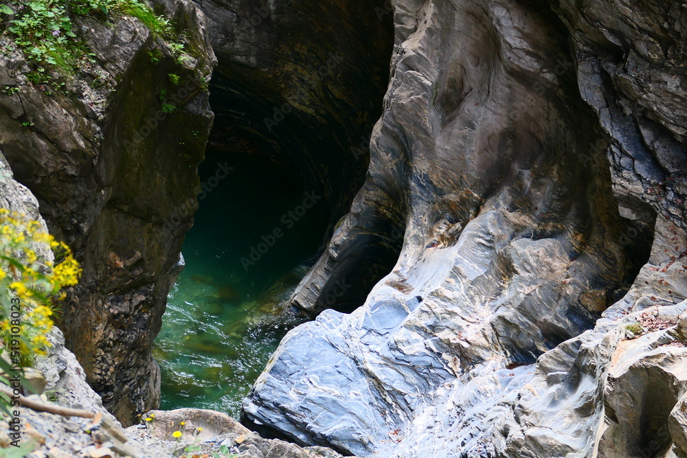 Wasser in der Tiefe der Lichtensteinklamm