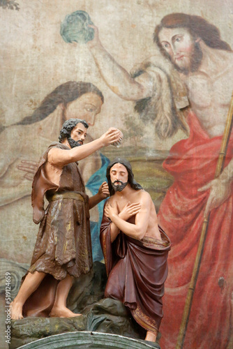 Statue in Nossa Senhora da Purificao's church : Jesus's baptism