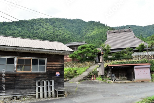 日本の田舎、原風景、夏、美山、かやぶき、美山かやぶきの里、石垣、古民家、しっくい、日本家屋、歴史的建造物、木造建築