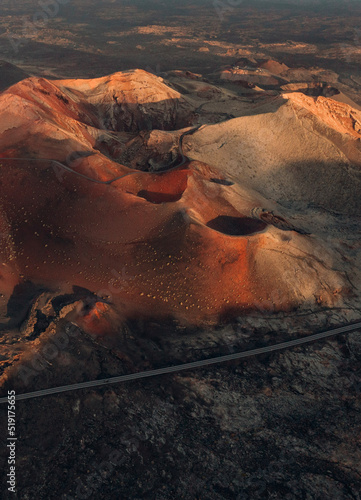 Vulkanlandschaft von Timanfaya mit der Drohne - Sonnenaufgang Lazarote (2)