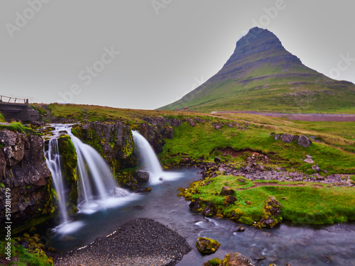 Kirkjufellsfoss  las cascadas de la iglesia