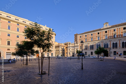 Piazza San Silvestro, Rome photo