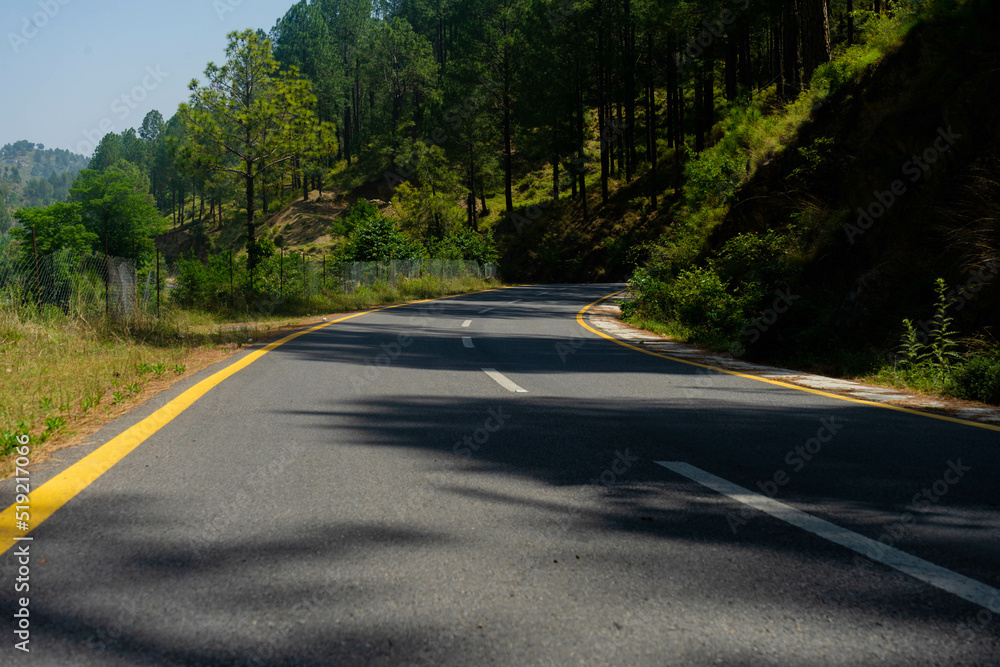 Fototapeta premium road in the mountains