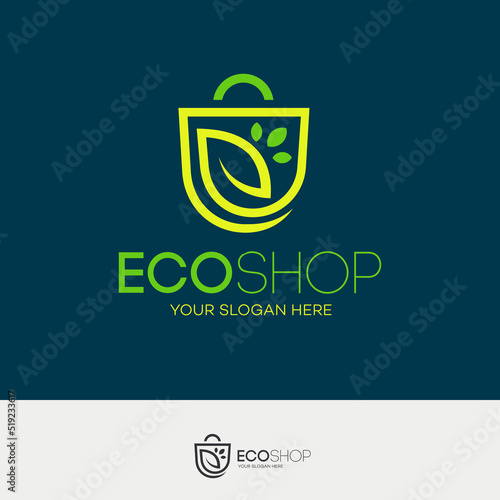 Vector eco shop logo consisting of shopping bag and leaf bold line style isolated on background for farm fresh shop, vegan food store, natural product market, organic product. 10 eps