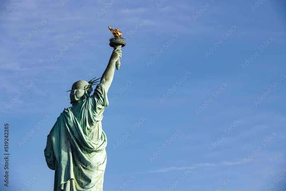 Fototapeta premium Statue of Liberty from behind