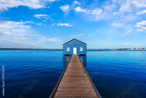 Slika na platnu Charming blue boathouse at the end of a pier in Crawley, Western Australia
