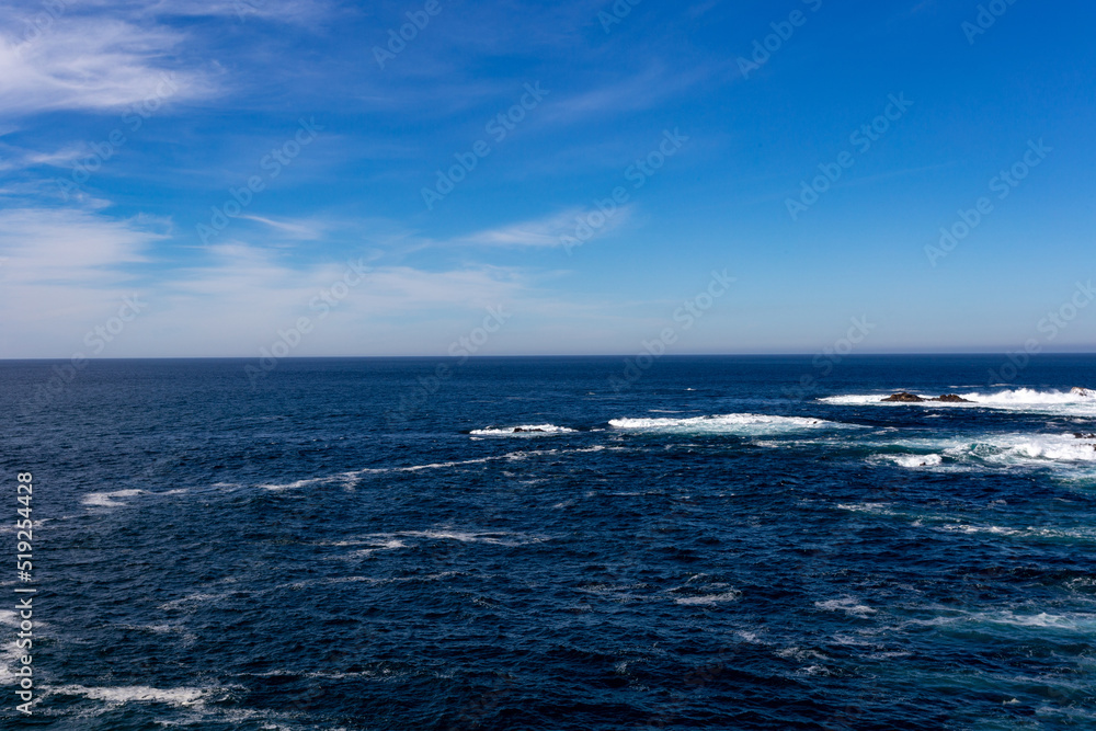 Obraz premium A view on the Pacific ocean coast 