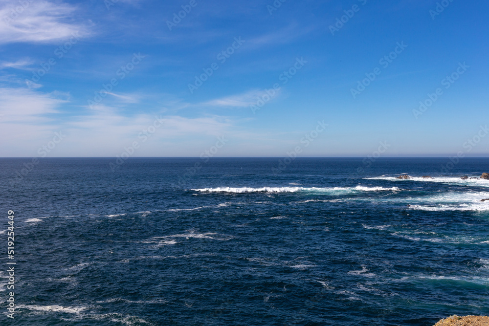 Fototapeta premium A view on the Pacific ocean coast 