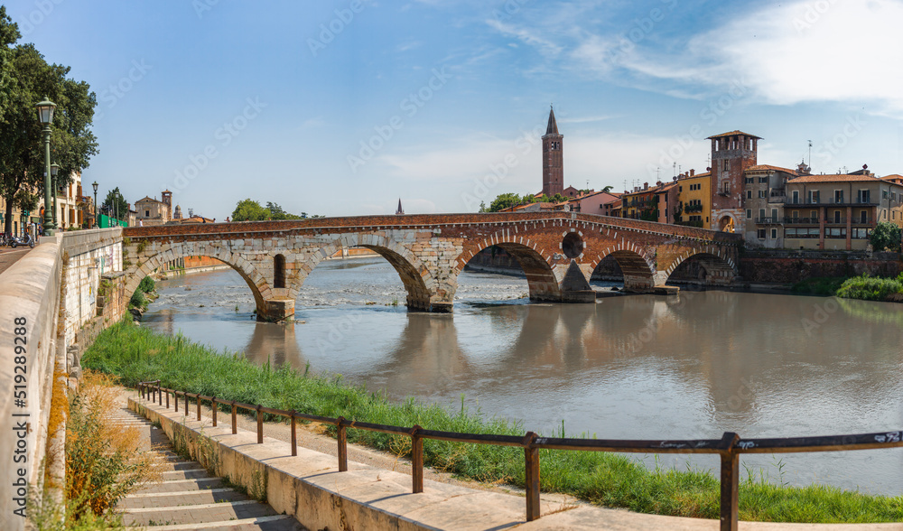 Ponte pietra a Verona