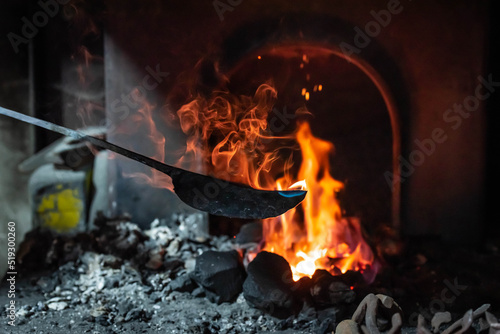Canvas-taulu Close up view of heated metal and fire oven